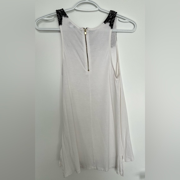 Express dressy tank - Picture 2 of 3